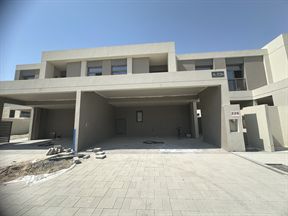 South Bay 1 townhouses with roofs on and paving laid